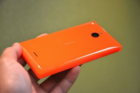 [图]约合￥839 Nokia X2详细规格和真机上手